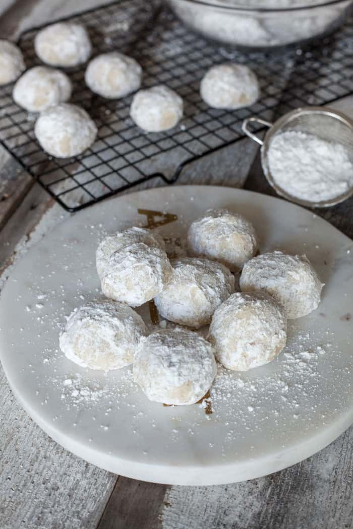 vegan snowball cookies vegan christmas cookies